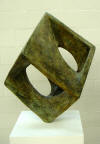 Katharina Sallenbach, Hngende Kugel, Bronze, H 60cm